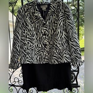 Allyson Cara Zebra Print Blazer and Black Skirt Suit Women’s Sz 18